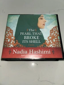 The Pearl That Broke Its Shell: A Novel - AUDIO CD - VERY GOOD - Imagen 1 de 3