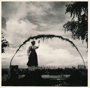 Ph. Paul Coze - SWEDEN c. 1935 - Dalecarlie Farm Entrance St Jean - SU5 - Picture 1 of 2