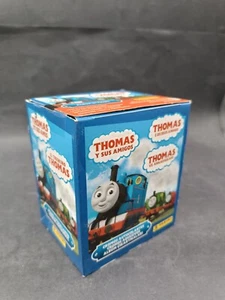 Box sigillato 50 bustine figurine Panini Trenino Thomas and Friends - Picture 1 of 2