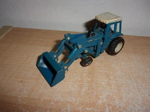 ERTL Ford TW-35 Tractor with Bucket 1:64 - Picture 1 of 3