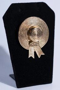 Vintage Gold Tone Brooch Sun Hat Flowers Spring Easter Garden - Picture 1 of 3