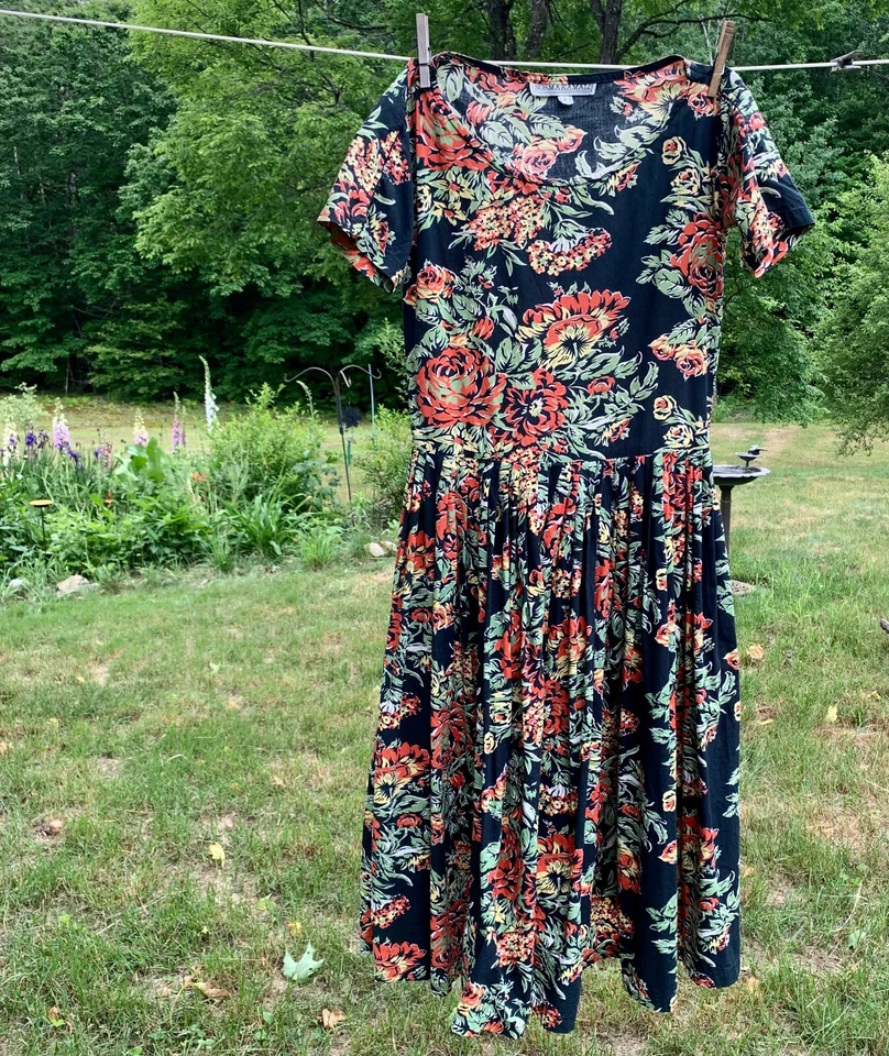Vintage 1980s Norma Kamali Floral Cotton Dress Drop Waist Short Sleeves - Image 1 of 4