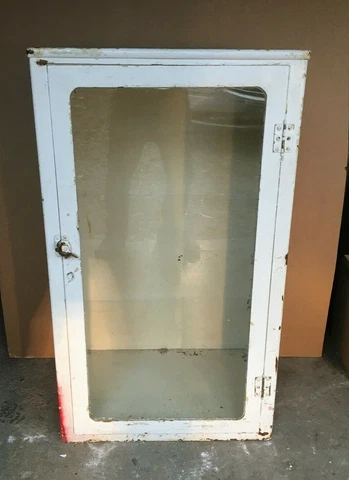 VTG Shabby Medical Cabinet 25x42 Metal Glass Display Front White Chic 450-22B Cover