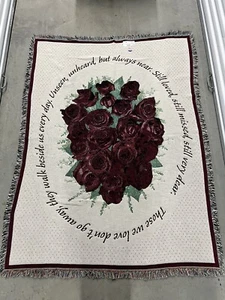 Manta Pure Country Weavers Memorial rosa roja 72x54 - Imagen 1 de 3