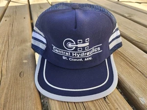Cappello Metro Vintage Snapback Trucker Berretto Uomo 3 Strisce Idraulica Centrale St. Nuvola Mn - Foto 1 di 7