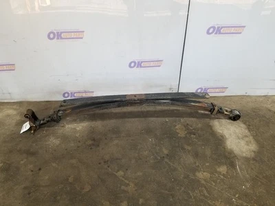 01 2001 CHEVY SILVERADO 2500 LS 6.0L 4X2 REAR LEAF SPRING LEFT DRIVER - Imagem 1 de 4