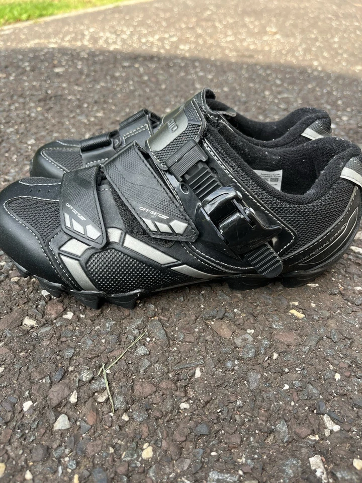 Zapatos de ciclismo de carretera Shimano para mujer SH-WM63L | Talla 37/5,5 EE. UU. Negro Plata Foto 1 de 4