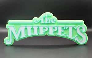 The Muppets 3D gedruckt Logo Schild Wand Schreibtisch Regal Kunst - Bild 1 von 4