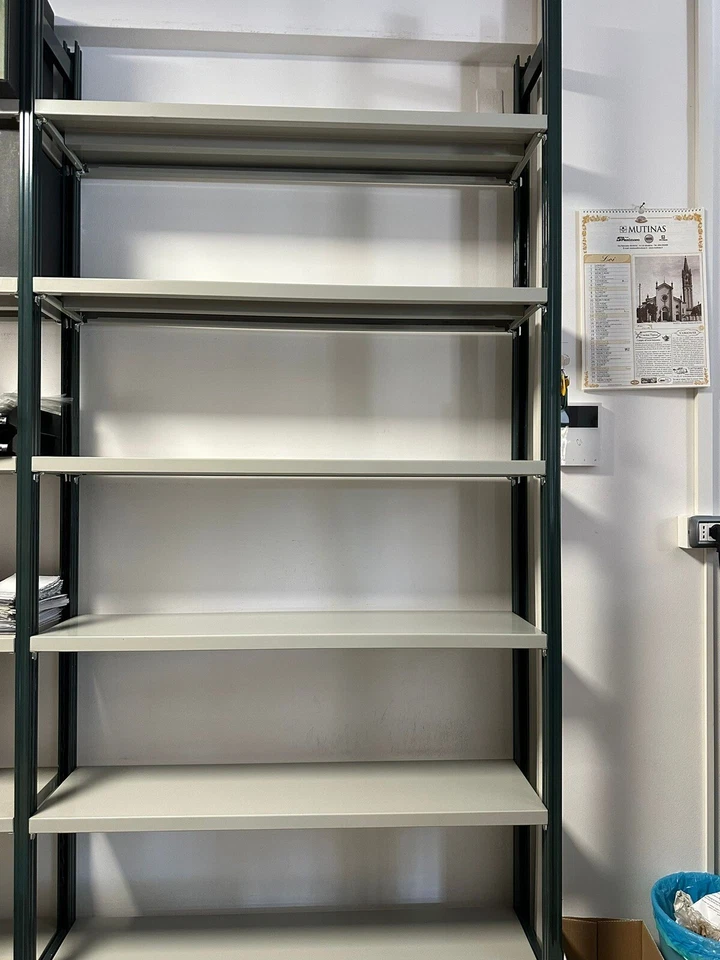 scaffale - Immagine 1 di 1