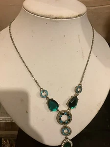 white metal and crystal y necklace - Picture 1 of 2