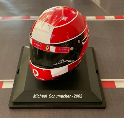NEW 1:5 Casco Helmet F1 MICHAEL SCHUMACHER 2002 FERRARI SPARK +Mag no Minichamps - Immagine 1 di 4