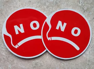 Esclusivo SENZA FUMO - set di 2 pezzi - viso anti sorriso - logo Frendly Warning - Foto 1 di 5