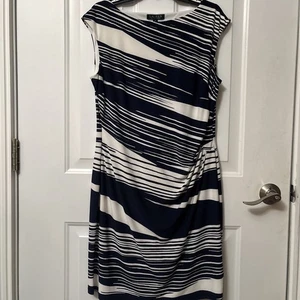 Lauren Ralph Lauren Blue & White Striped Sleeveless Dress Size 16 - Picture 1 of 13