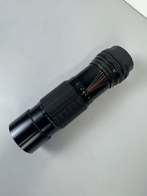 Vintage SIGMA Zoom w/Macro 1:4.5  f=100-200mm Manual Lens - Image 1 of 4