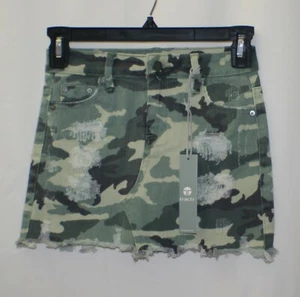 Tractr Camo Denim Skirt Girls Sz S Cotton Zip Distressed Ripped Pockets NWT - Picture 1 of 3