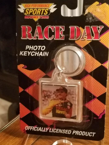 NASCAR PHOTO KEYCHAIN Ernie Irvan Fans Texaco Havoline Ford Car Race  New Cover