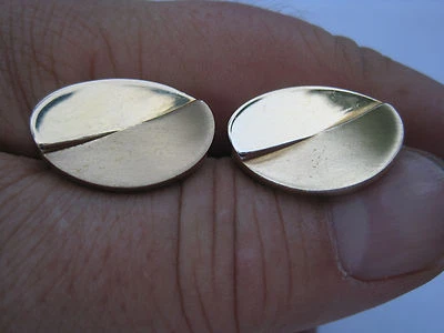 Pierre Cardin, Classic Two-Tone Gold-Colored Cufflinks, New Old Stock - Image 1 of 4