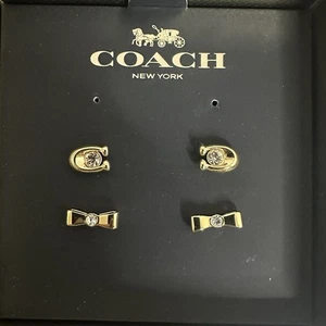 Coach Boxed Signature & Bow Ohrstecker 2 Paar goldfarben Strass zierlich - Bild 1 von 6