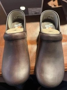 Dansko Shoes clogs size 12.5 -13 brown - Picture 1 of 13