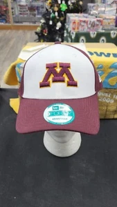 NWT NCAA MINNESOTA GOLDEN GOPHERS ADJUSTABLE STRAP CAP HAT NEW ERA 9FORTY 940 - Picture 1 of 5