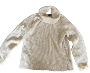 J Crew  Sweater Women's Size M Cream  Knit - Picture 1 of 4