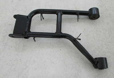 Braço traseiro superior direito 0504-306 Arctic Cat para 400 2004 - Imagem 1 de 2