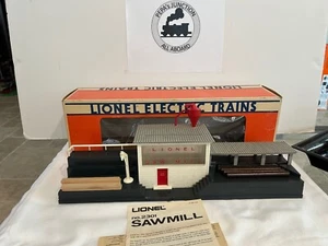 LIONEL 6-2301 #2 OPERATING SAW MILL-w-LUMBER & LOGS ORIG.BX &PAPERS BLT'80 LK/N - Picture 1 of 3