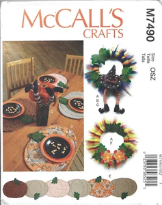 McCall's Crafts Pattern #M7490-Holiday Items-Wreath-Placemats-Pumpkins HALLOWEEN - Picture 1 of 1