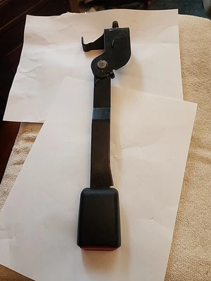 TAN Ford Excursion segunda fila banco central cinturón de seguridad hebilla 2000-2005 centro Foto 1 de 4