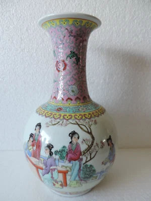 Top Preis  :dekorative China Vase Famille Rose Dekor Qialong - Bild 1 von 4