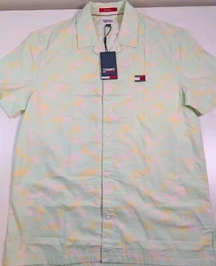 Tommy Jeans Camo Short Sleeve Button Up Camp AOP Relaxed Fit size Medium - Picture 1 of 12