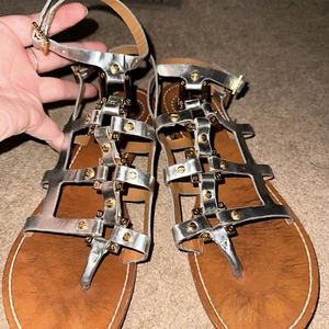 Tory Burch Women's Size 9M Silver Leather Vaughn Ankle Strap Gladiator Sandals - Picture 1 of 7