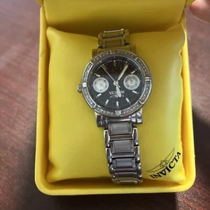 Orologio INVICTA Modello #0098 100M Impermeabile - Foto 1 di 7