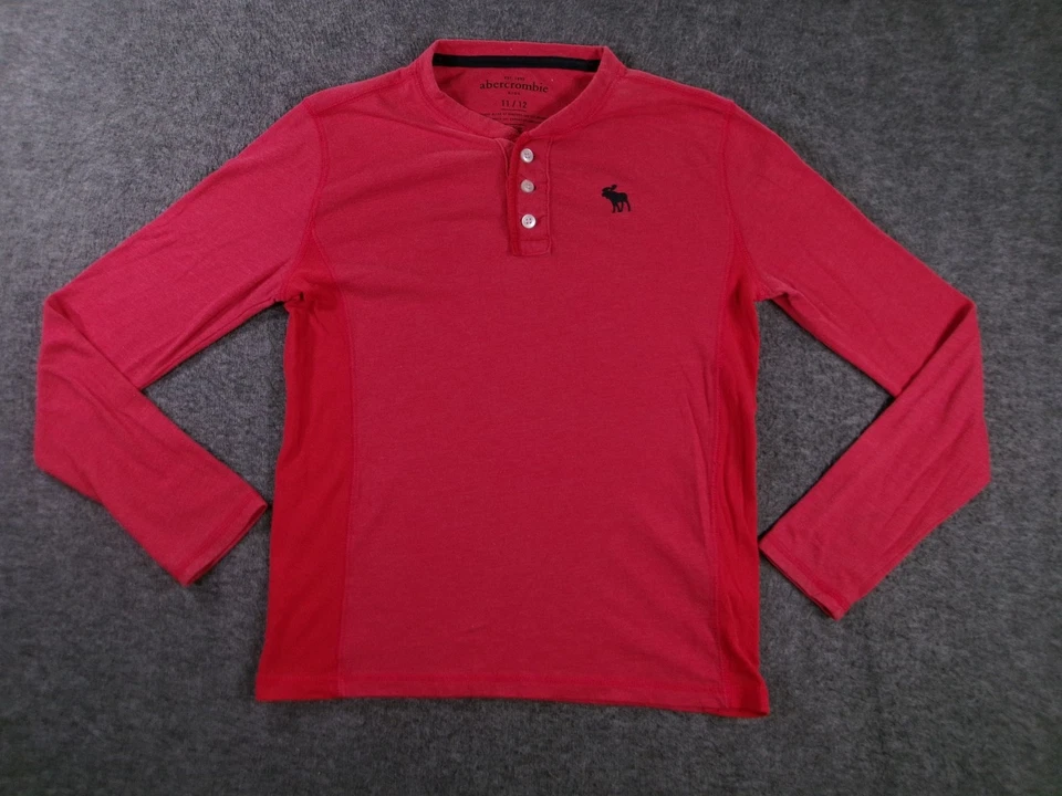 Camisa Henley Abercrombie Niños 11/12 Roja Manga Larga Botón Logo Bordado Foto 1 de 4