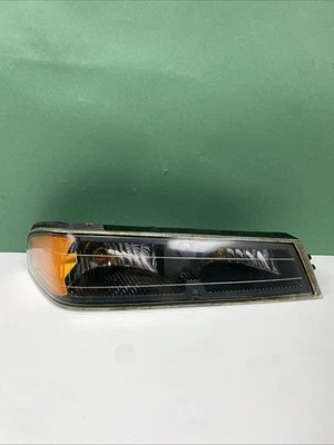 04-12 Chevrolet Colorado Right Passenger Turn Signal Headlight Light 16532588 - Image 1 of 4