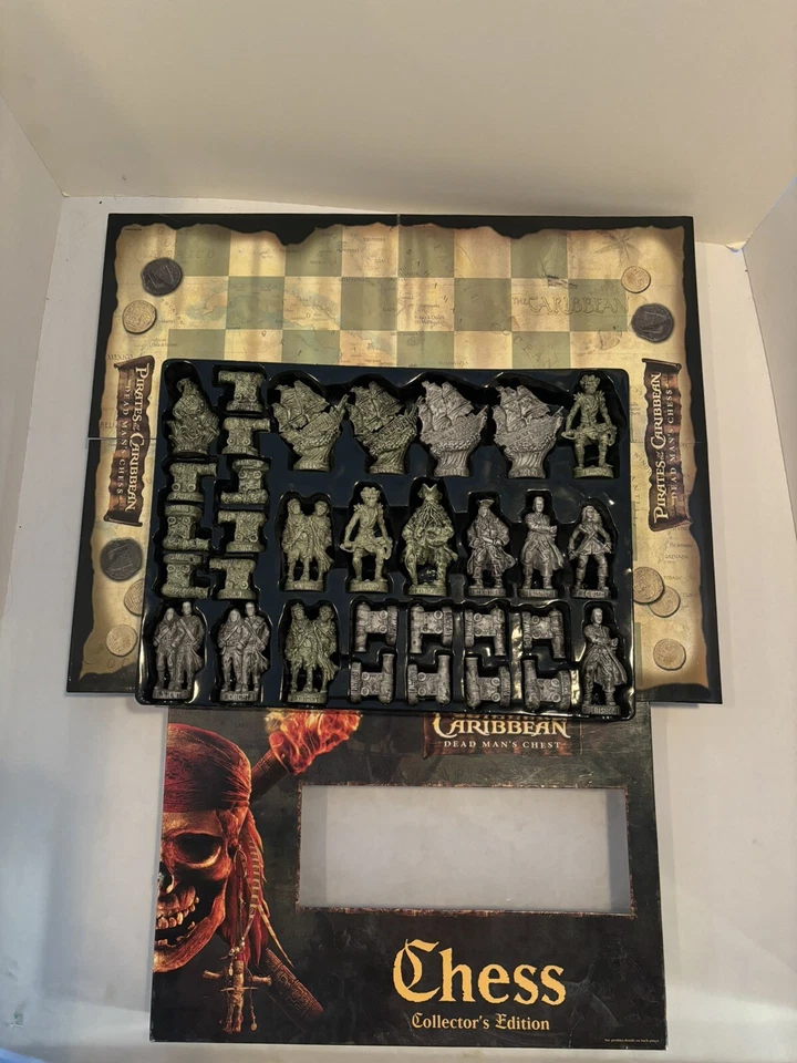 Pirates of the Caribbean Chess Set COMPLETE 2006 Dead Man's Chest Disney - Image 1 of 1