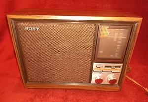 Radio Sony De Colección ICF-9660W AM/FM/TV 3 Bandas BONITA Probada Leer - Imagen 1 de 12