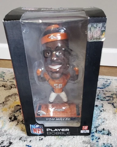 NiB Denver Broncos Von Miller Bobblehead Cover