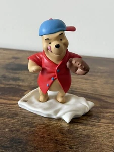 Winnie The Pooh And Friends Figurines Pooh Glad You’re On My Team Disney - Picture 1 of 10