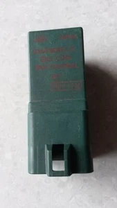  RELAIS VERT FORD 93AG8C616CA - Picture 1 of 3