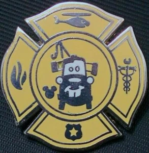 Disney Pin DLR 2014 Hidden Mickey Tow Mater's Junkyard Jamboree Cars squad 99912 - Picture 1 of 1