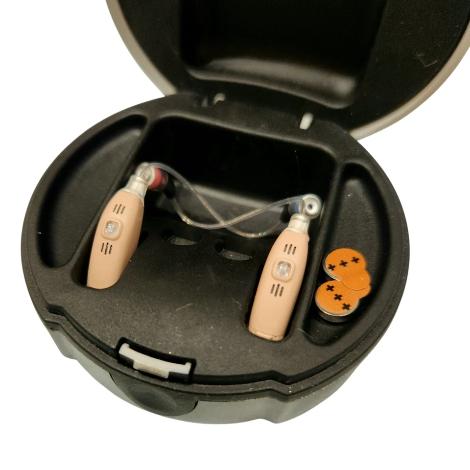 SIEMENS PURE 500 Digital Hearing Aids RIC with Case - Image 1 of 4