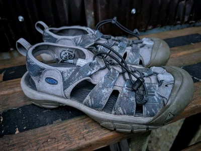 Keen Sandals Women Size 8 Gray Blue Outdoor Hiking Camping Beach Fishing  - Image 1 of 4