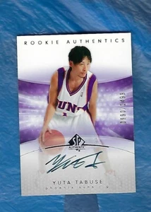 YUTA TABUSE AUTOGRAPH 2004-05 SP AUTHENTIC #142 AUTOGRAPH ROOKIE CARD #/1499 SUN - Picture 1 of 2