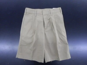Jungen A+ khaki lockere Passform plissiert vorne Uniform Shorts Größen 8-16 - Bild 1 von 4