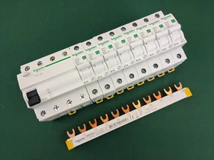 8x Schneider Sicherung B16A +1x FI Schutzschalter 40A 4pol +1x Phasenschiene SET - Bild 1 von 2