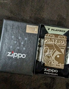 Zippo ÖlfeuerzeugZippo 49085 PLAYBOY PLAYBOY 4-seitig verarbeitet Feuerzeug - Bild 1 von 2