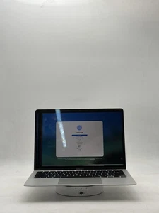 MacBook Air 13.3" M1 8GB 128GB Silver (Read) - Picture 1 of 10