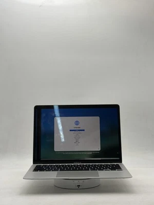 MacBook Air 13.3" M1 8GB 128GB Silver (Read) - Image 1 of 4