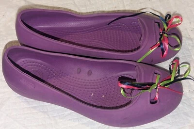 Женские балетки Crocs фиолетовый размер 5 без шнурков - Изображение 1 из 4